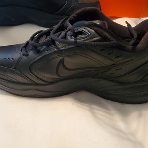 Size 10 Nike Air Monarch IV Black Shoe